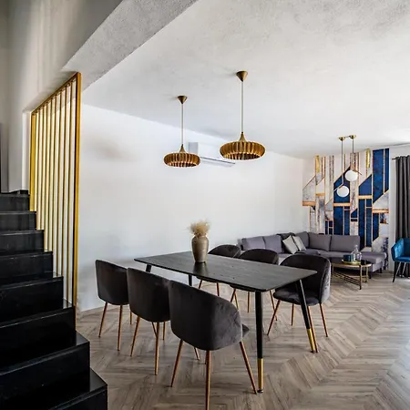 Diva Villa *